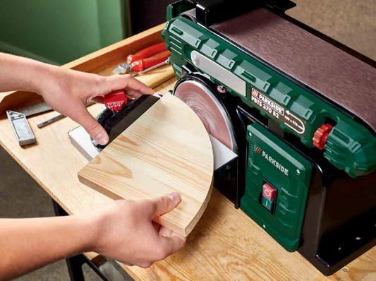 Levigatrice a Nastro e Disco 370 W con Montaggio su Guida